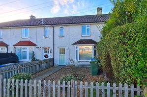 Front of house- click for photo gallery